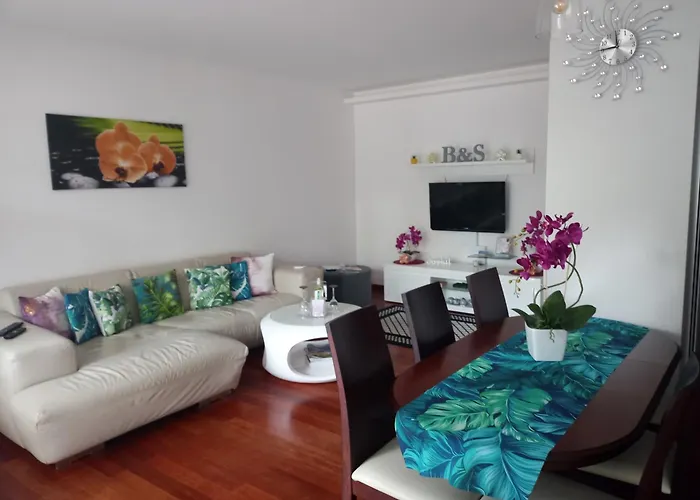 Apartament B & S - Free Garage Parking