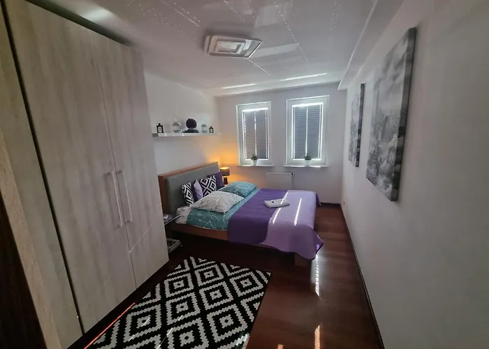 Apartament B & S - Free Garage Parking
